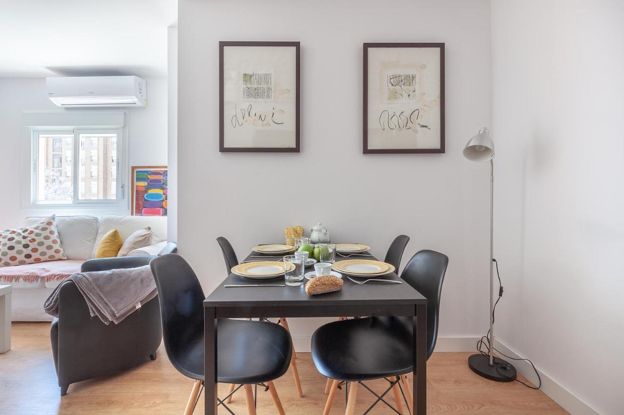 Apartamento Luminoso Y Acogedor En Sevilla. A/C. Extérieur photo